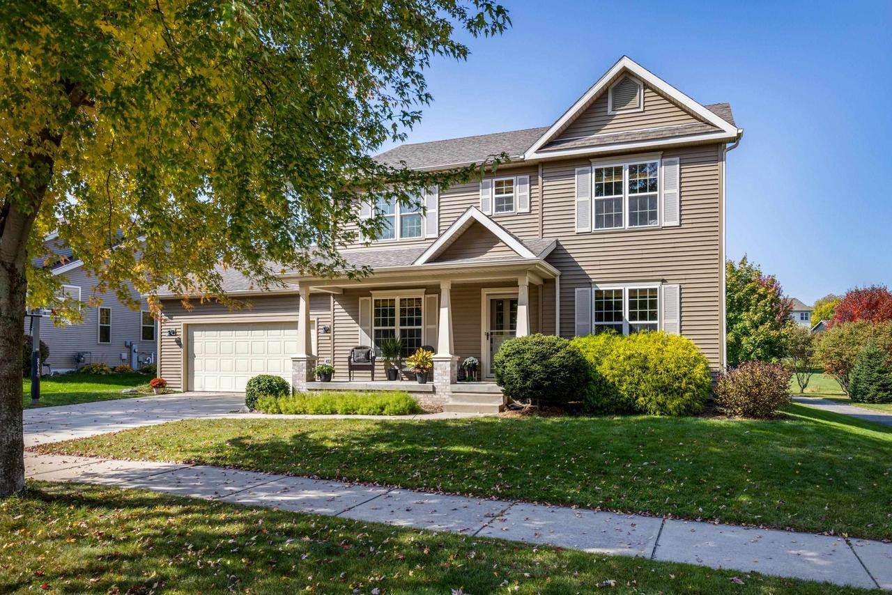 4728 Secret Garden Drive, Mcfarland, WI 53558