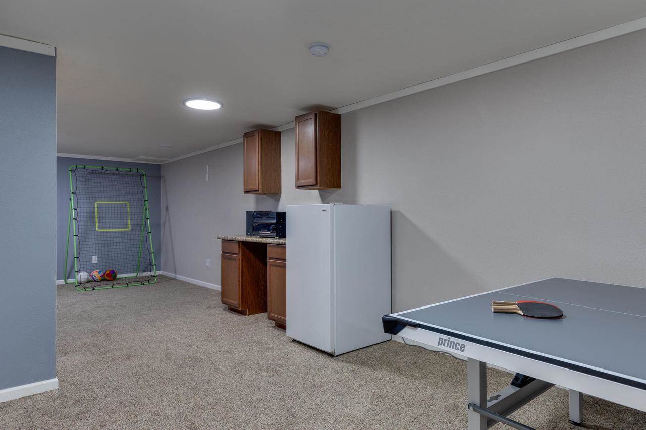 4728 Secret Garden Drive, Mcfarland, WI 53558