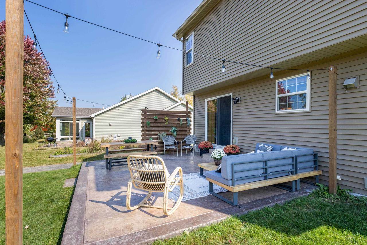 4728 Secret Garden Drive, Mcfarland, WI 53558