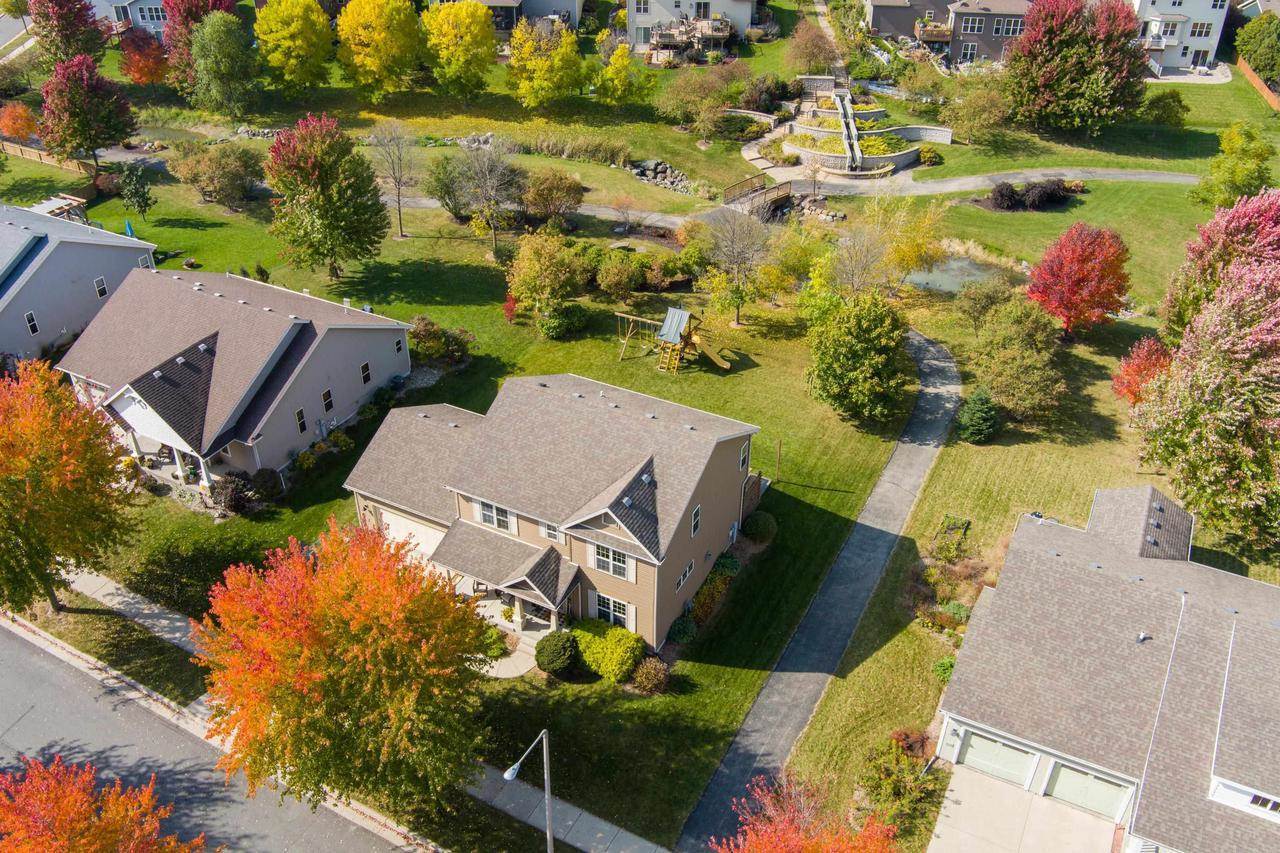 4728 Secret Garden Drive, Mcfarland, WI 53558