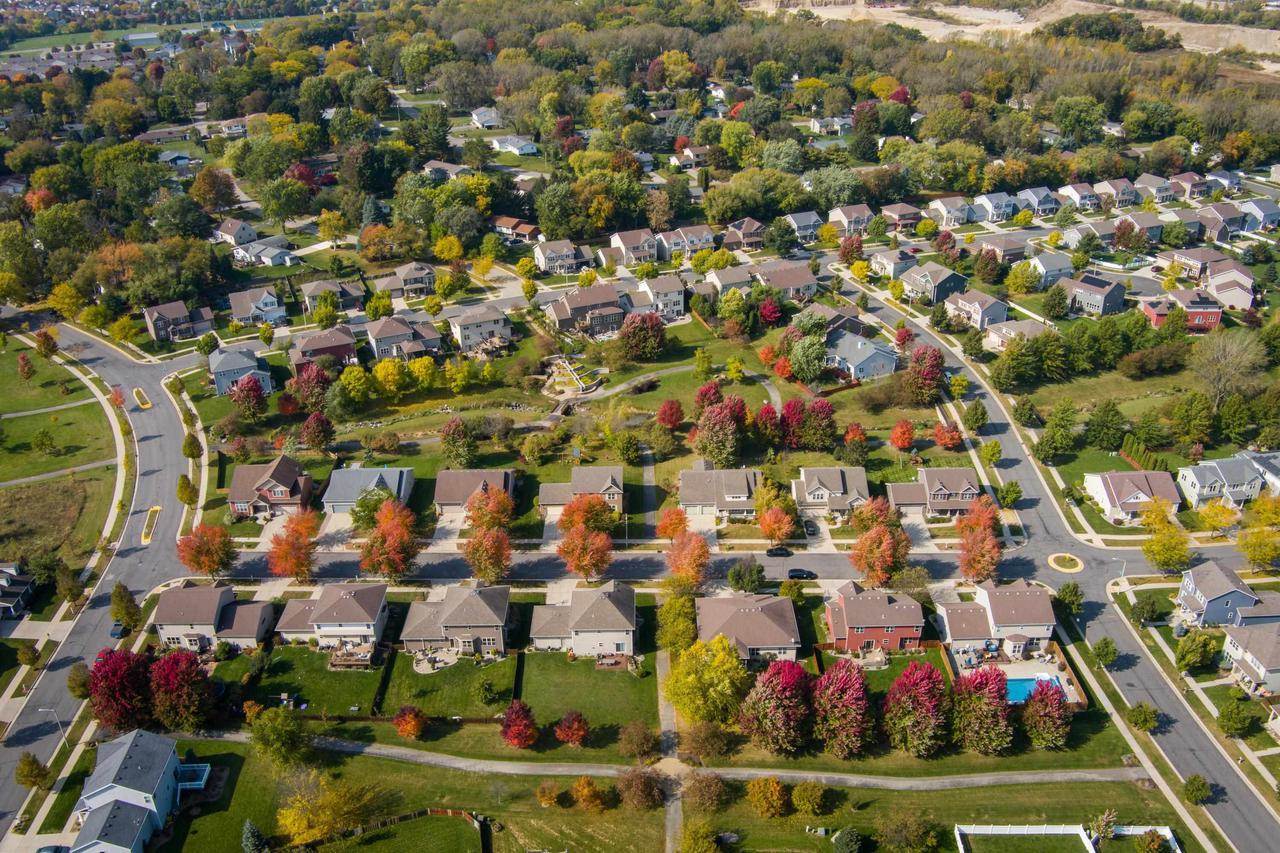 4728 Secret Garden Drive, Mcfarland, WI 53558