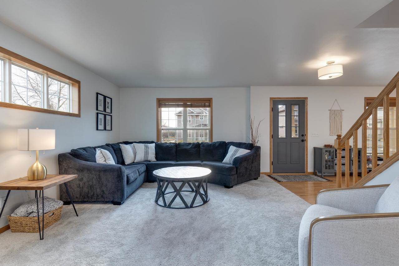 4728 Secret Garden Drive, Mcfarland, WI 53558