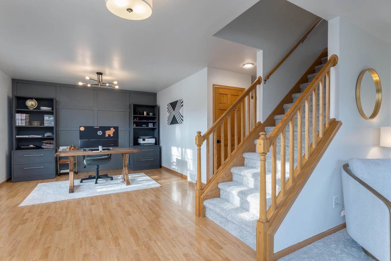 4728 Secret Garden Drive, Mcfarland, WI 53558