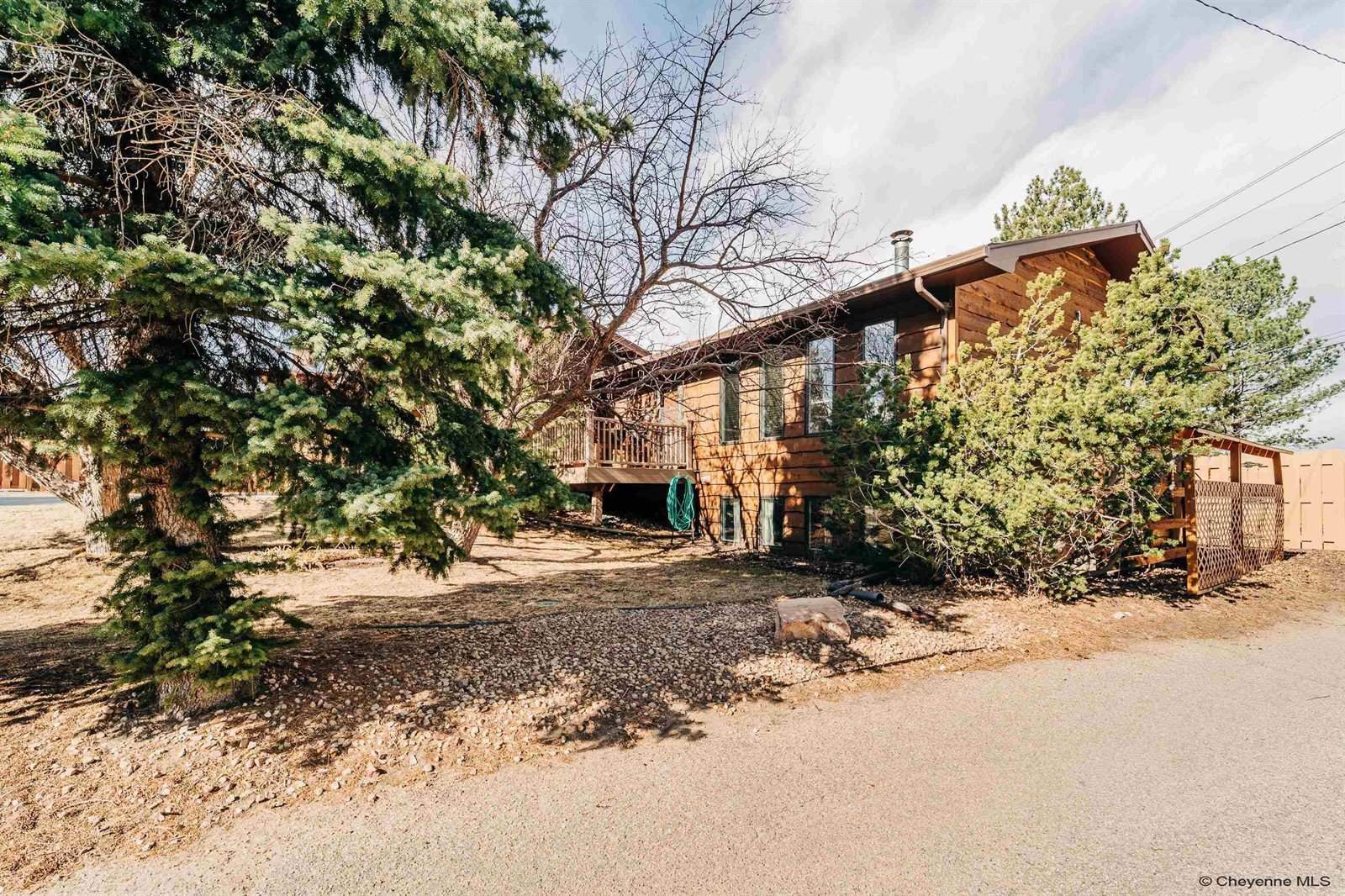 1532 Andover Dr, Cheyenne, WY 82001