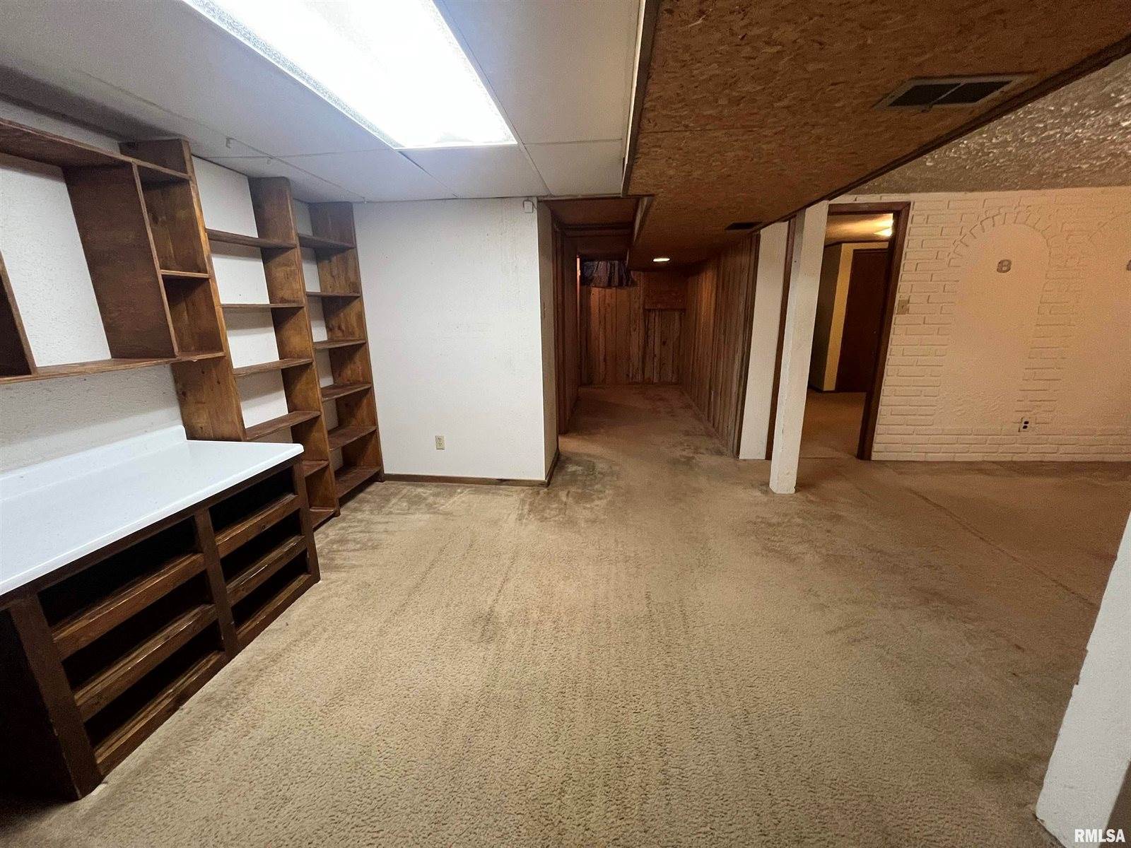 1609 Alcoa Avenue, Bettendorf, IA 52722