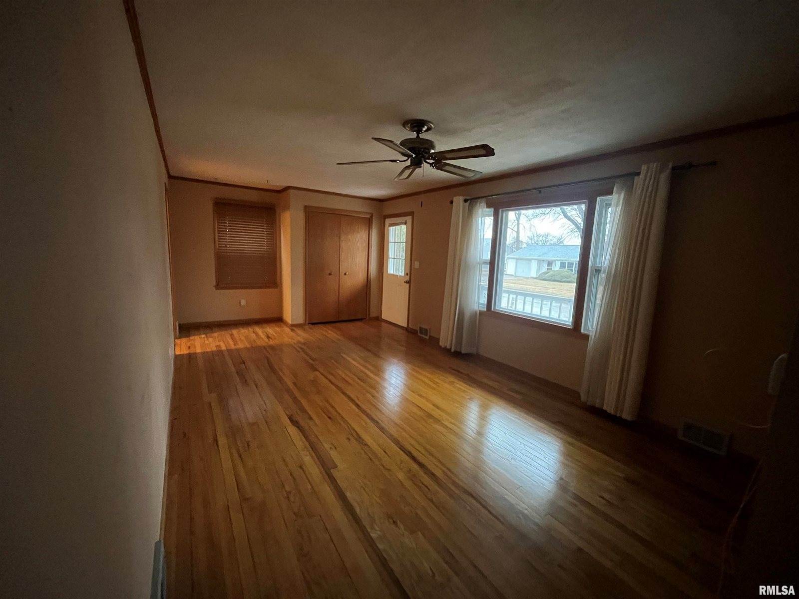 1609 Alcoa Avenue, Bettendorf, IA 52722