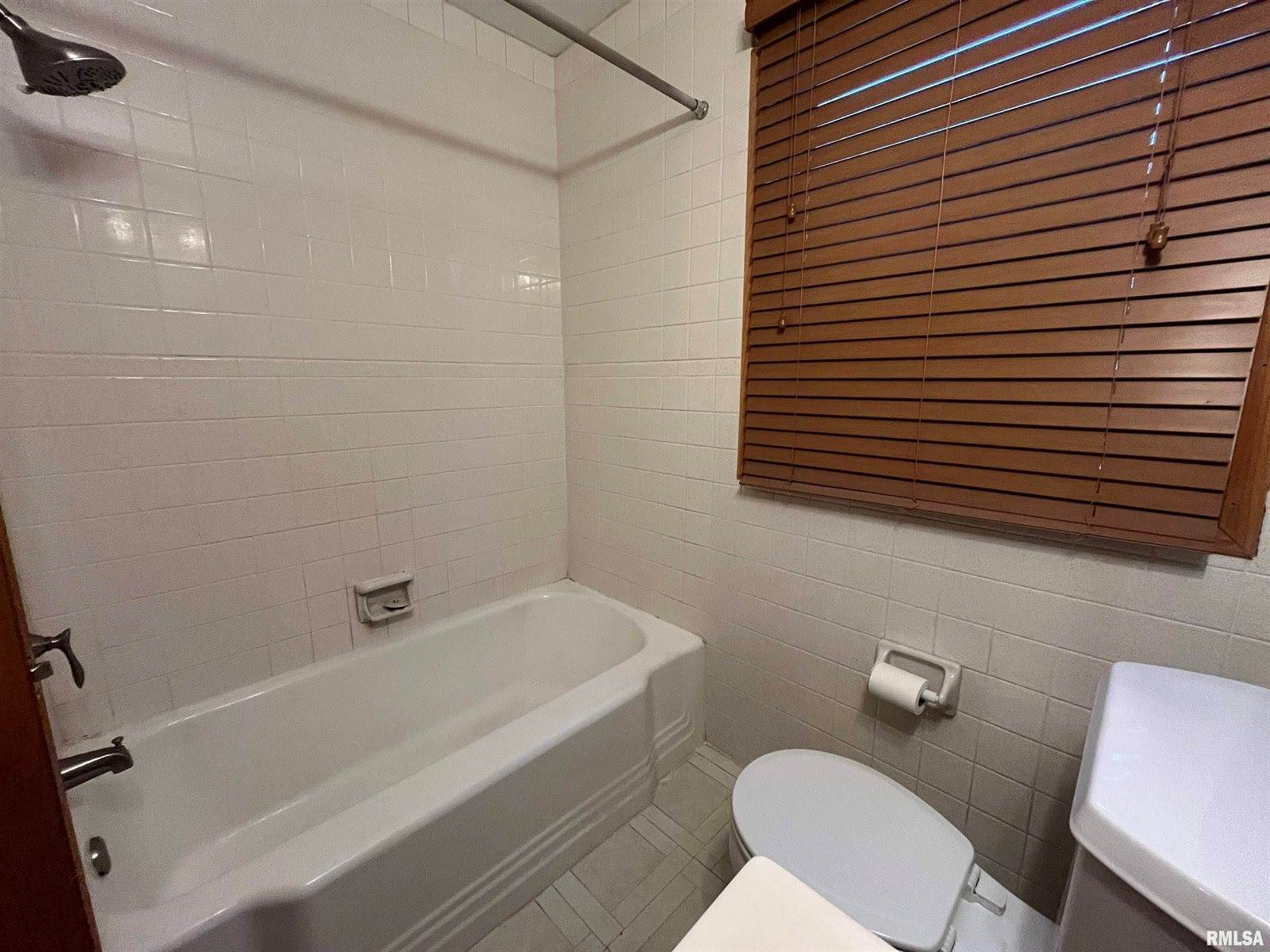 1609 Alcoa Avenue, Bettendorf, IA 52722