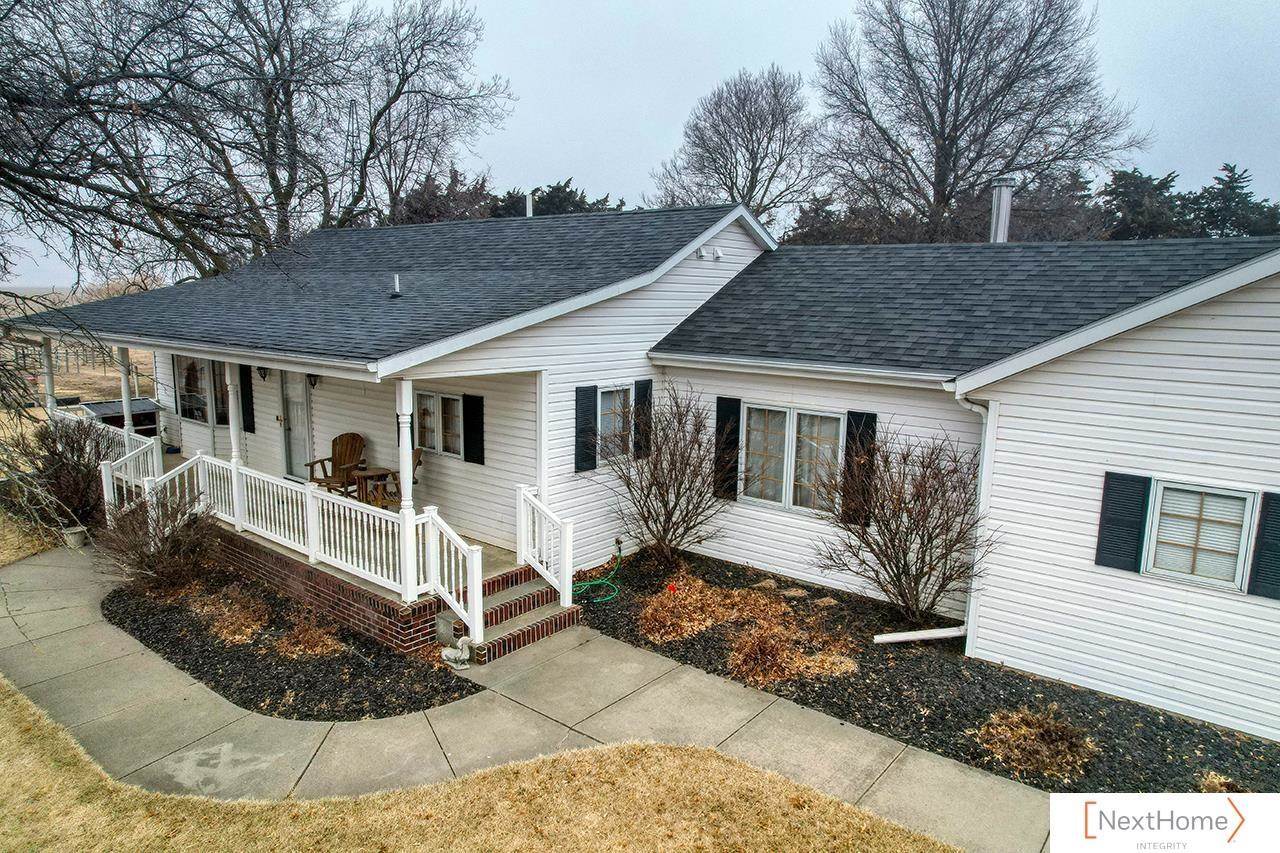 766 Bamboo Trail, Milford, NE 68405