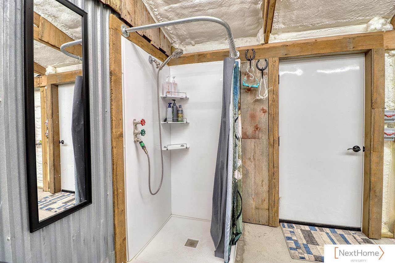 766 Bamboo Trail, Milford, NE 68405