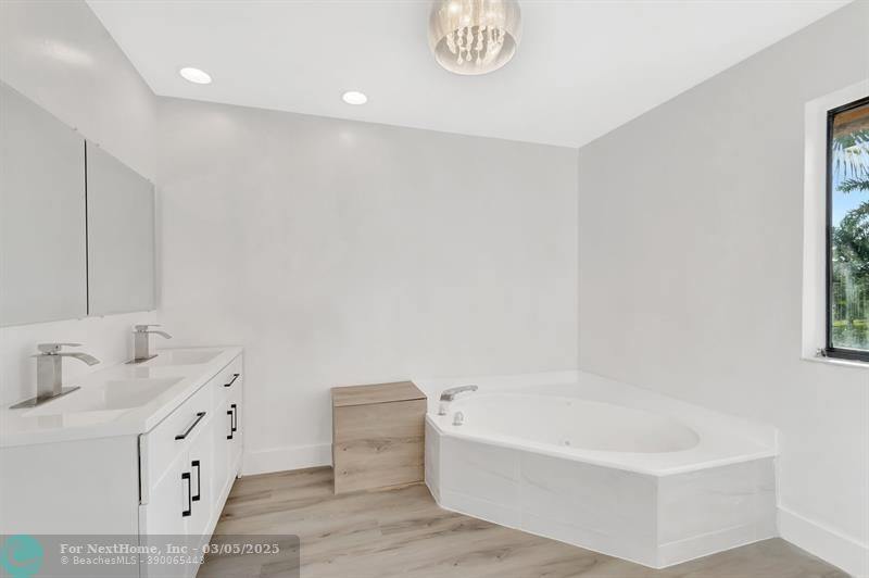 5334 Fountains Dr 221, #221, Lake Worth, FL 33467
