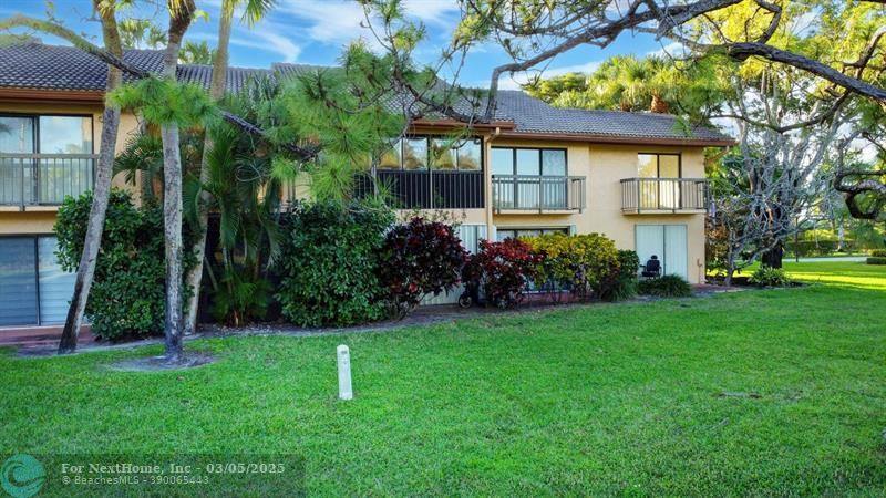 5334 Fountains Dr 221, #221, Lake Worth, FL 33467