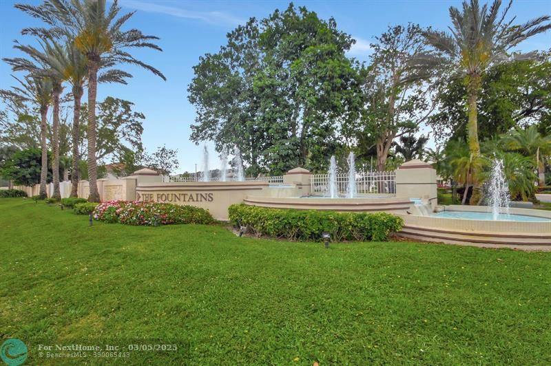5334 Fountains Dr 221, #221, Lake Worth, FL 33467
