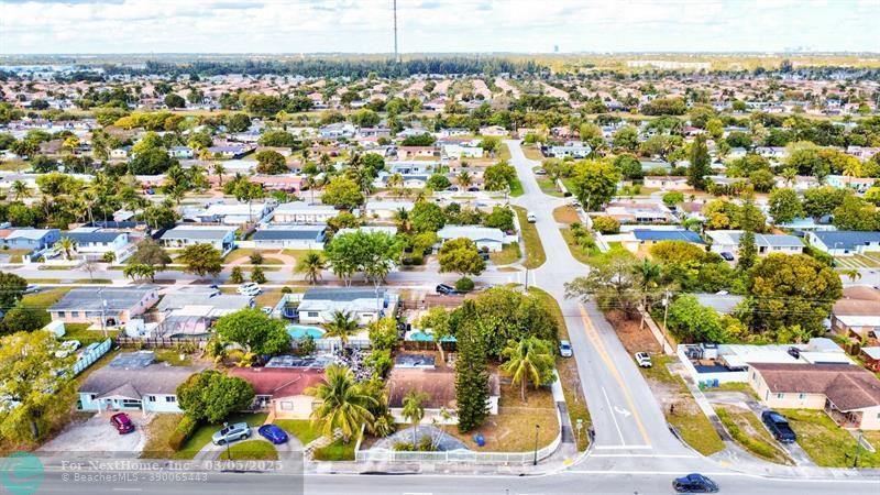1041 NW 199th St, Miami, FL 33169