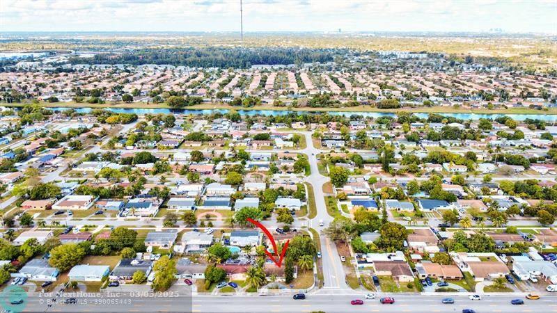 1041 NW 199th St, Miami, FL 33169