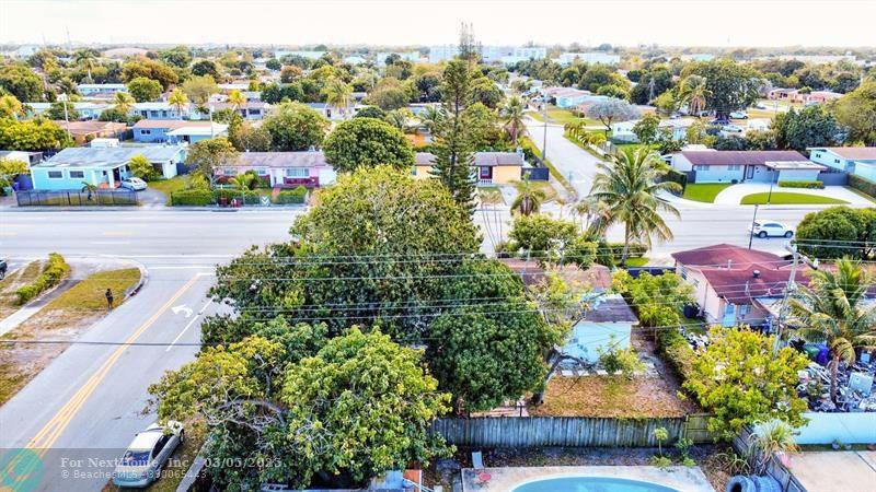 1041 NW 199th St, Miami, FL 33169