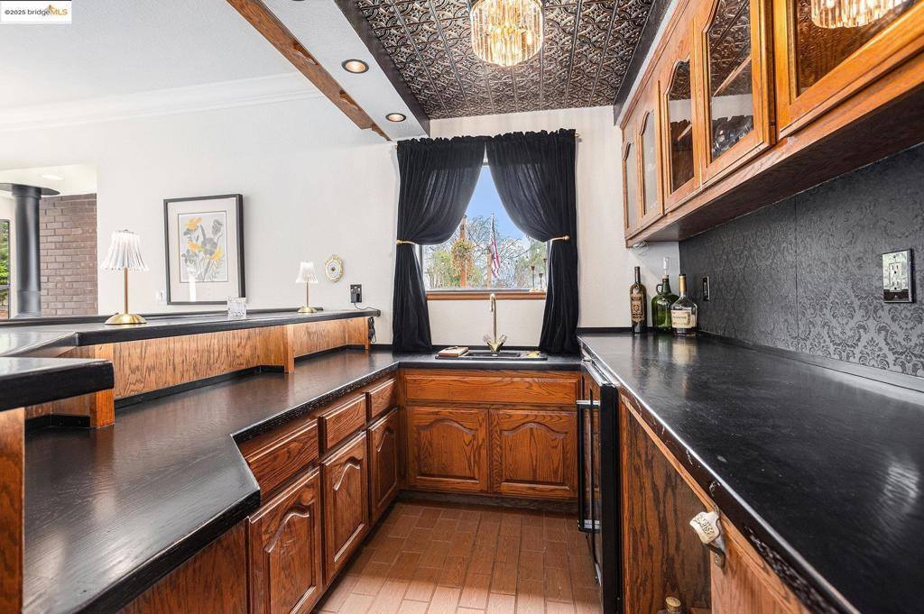 10 Madeira Ct, Oakley, CA 94561