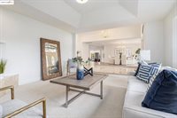 10 Madeira Ct, Oakley, CA 94561