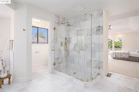 10 Madeira Ct, Oakley, CA 94561