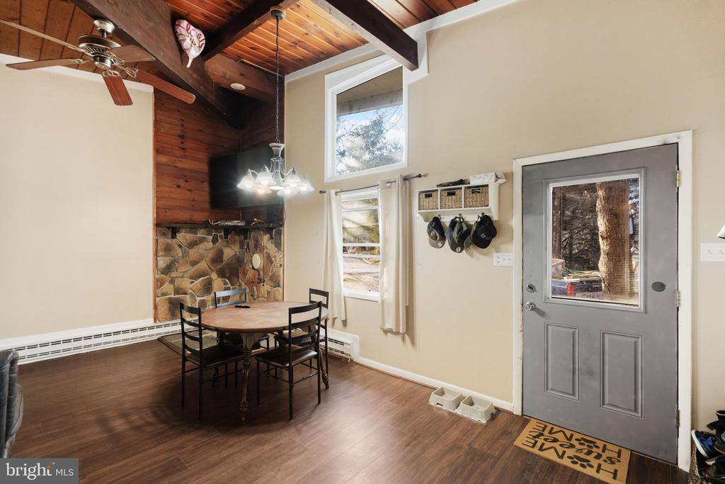 322 Masters Drive, Cross Junction, VA 22625