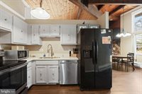 322 Masters Drive, Cross Junction, VA 22625