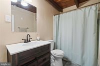 322 Masters Drive, Cross Junction, VA 22625