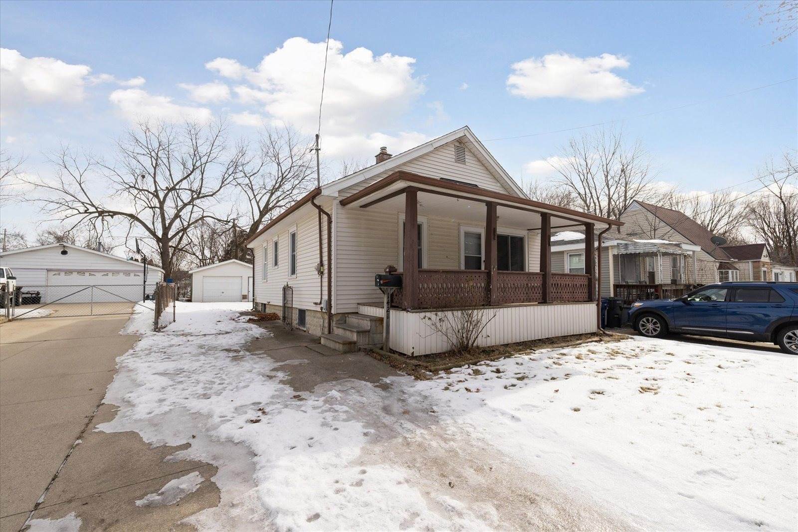 1421 Hughes Avenue, Flint, MI 48503