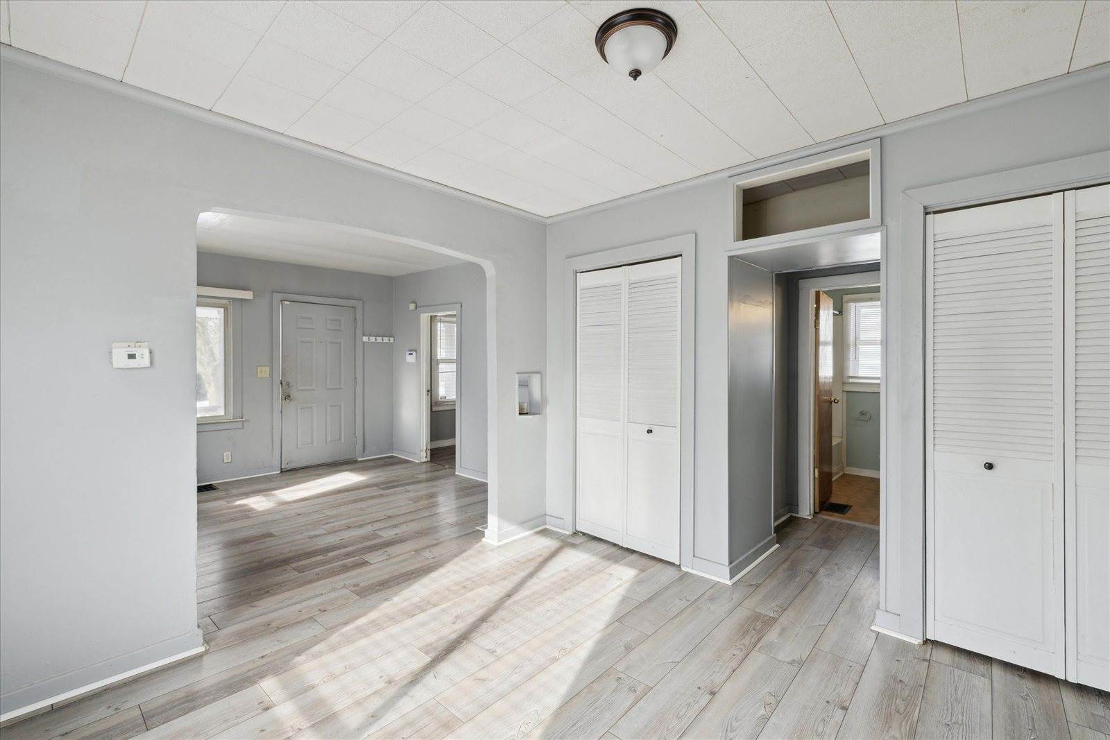 1421 Hughes Avenue, Flint, MI 48503
