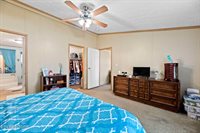 609 Old Emory Rd, Clinton, TN 37716