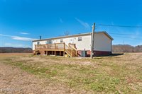 609 Old Emory Rd, Clinton, TN 37716