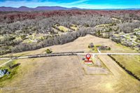 609 Old Emory Rd, Clinton, TN 37716