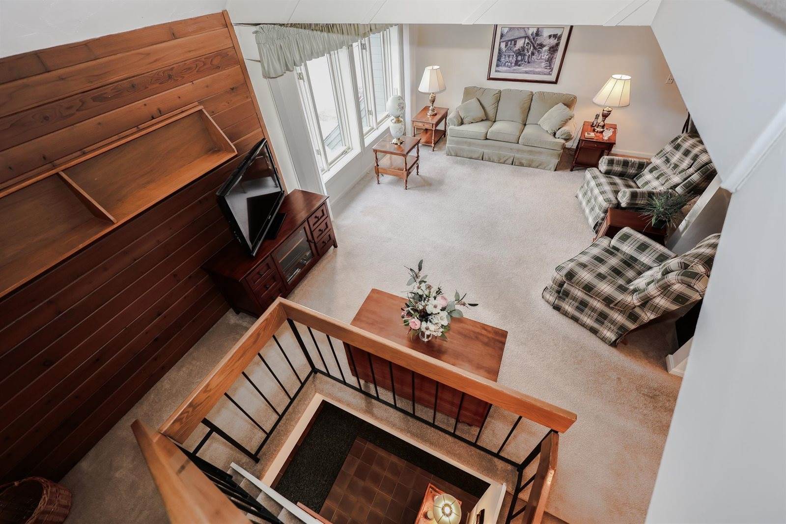 5 Tsienneto Road, Derry, NH 03038