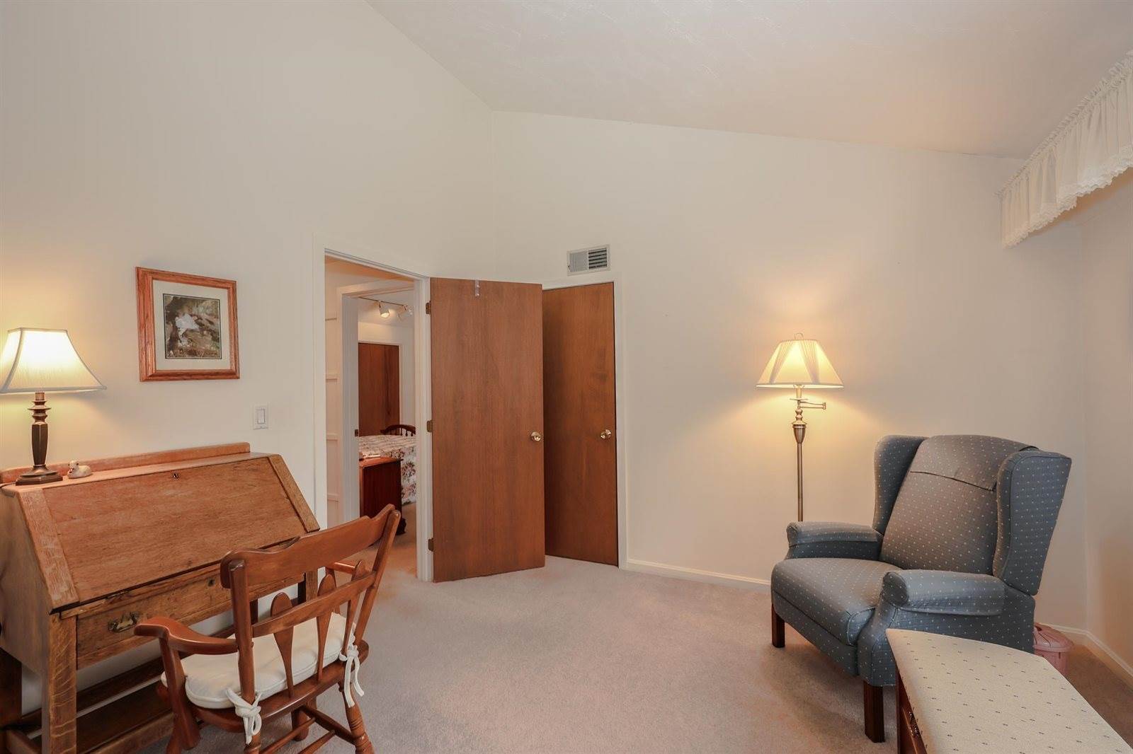 5 Tsienneto Road, Derry, NH 03038