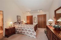 5 Tsienneto Road, Derry, NH 03038