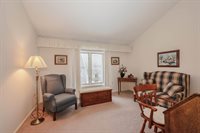 5 Tsienneto Road, Derry, NH 03038