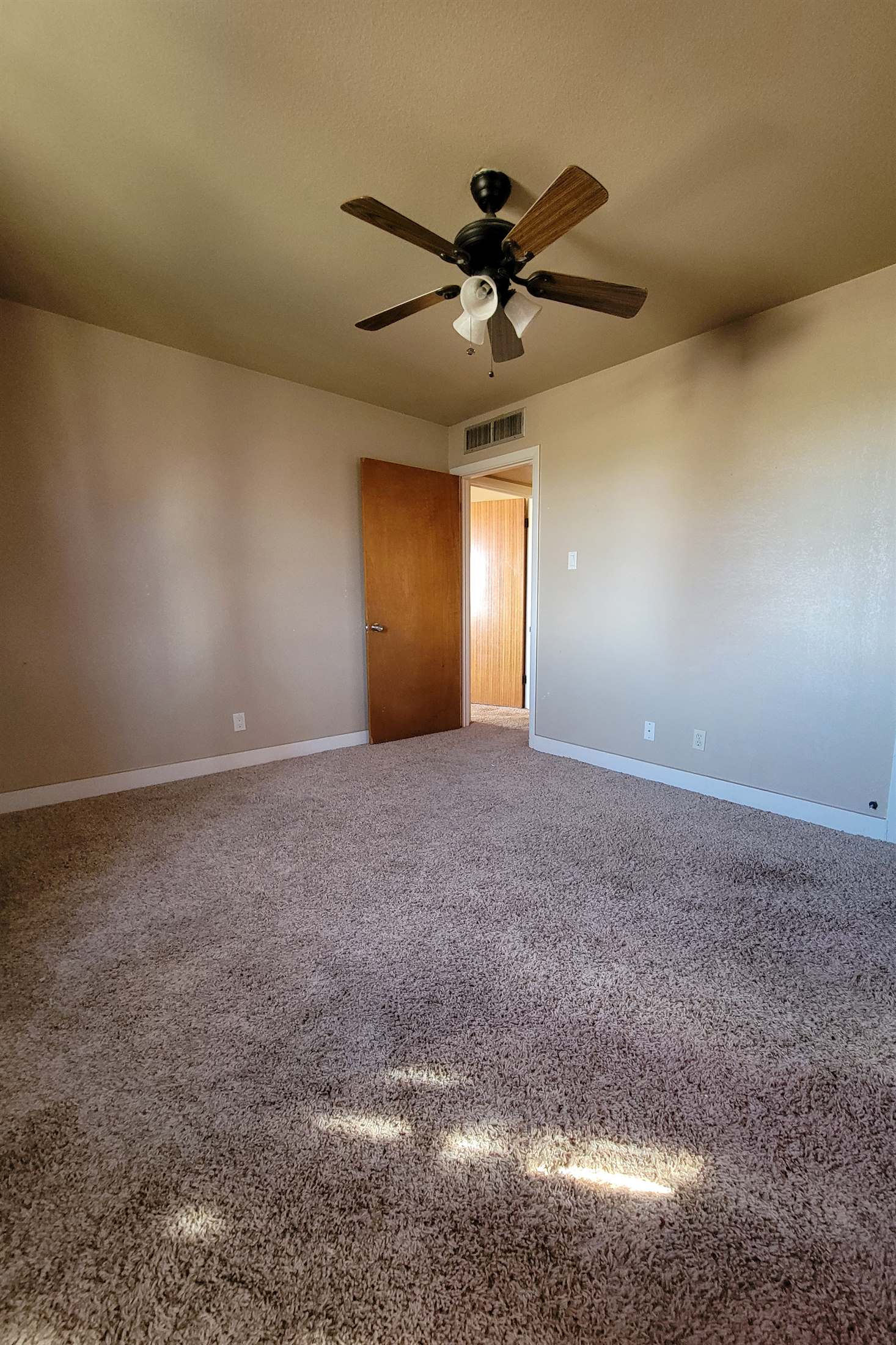 400 Coddington St, Roswell, NM 88203