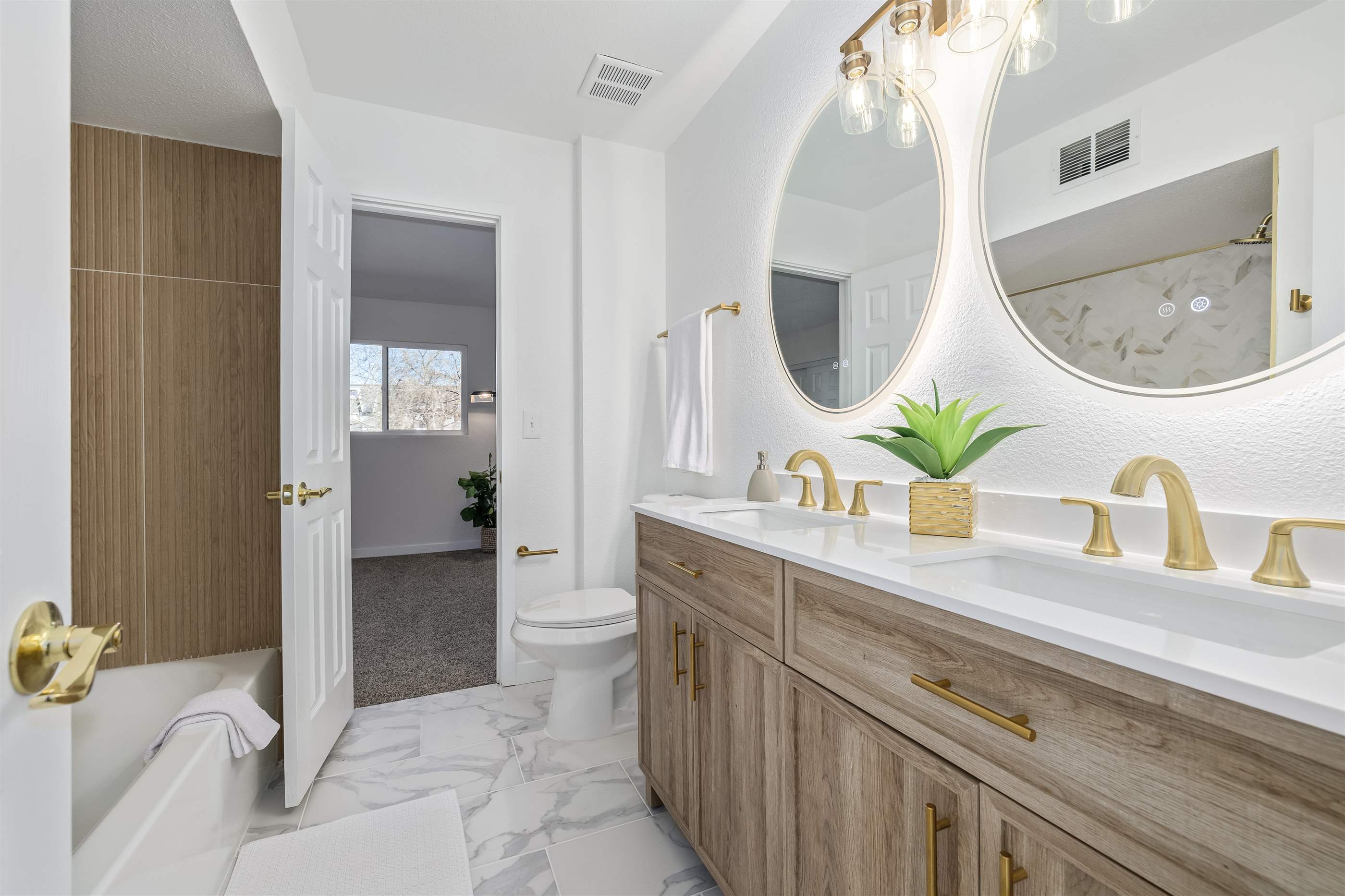 1060 South Parker Rd, Denver, CO 80231