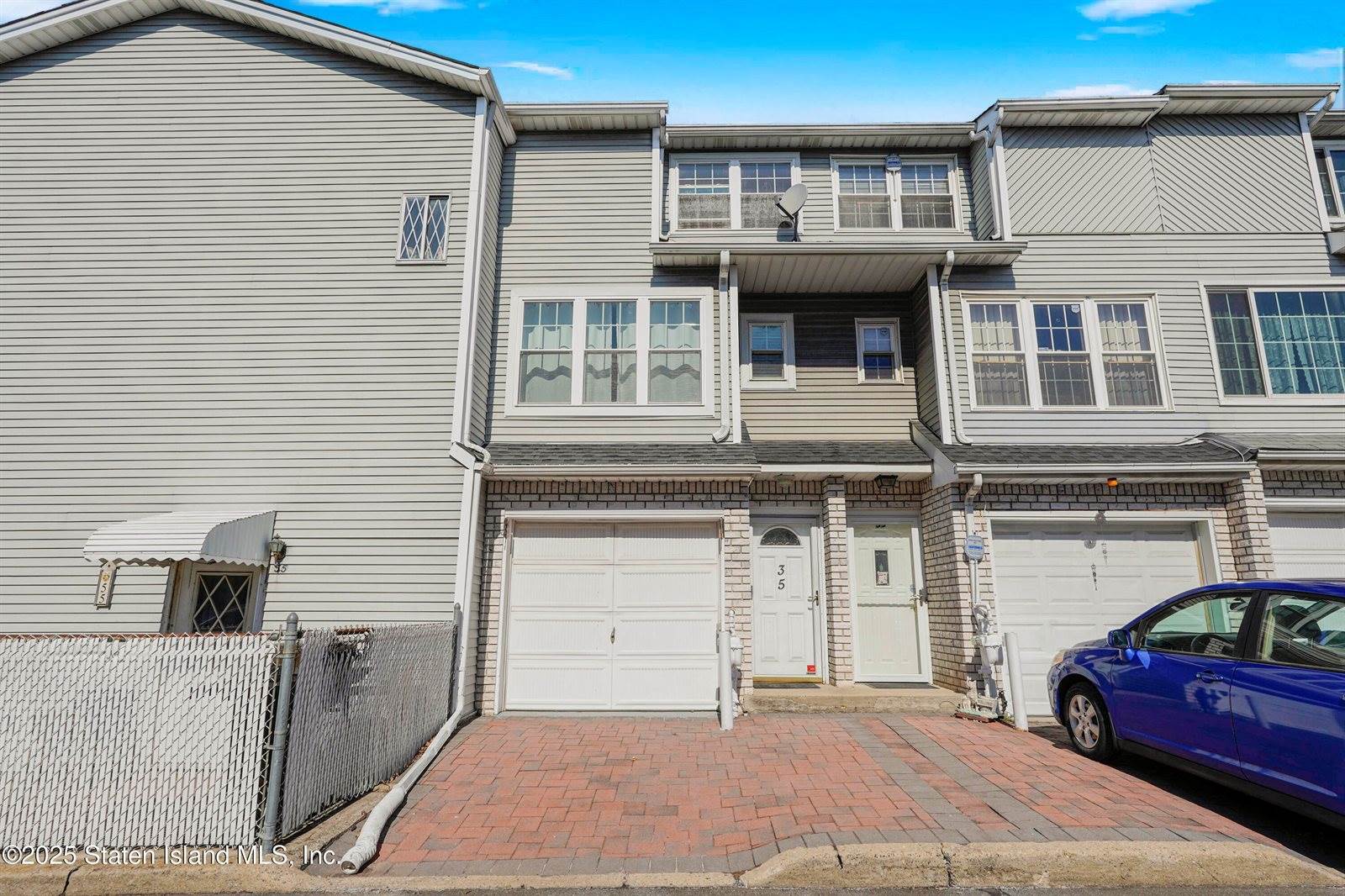 35 Vogel Loop, Staten Island, NY 10314