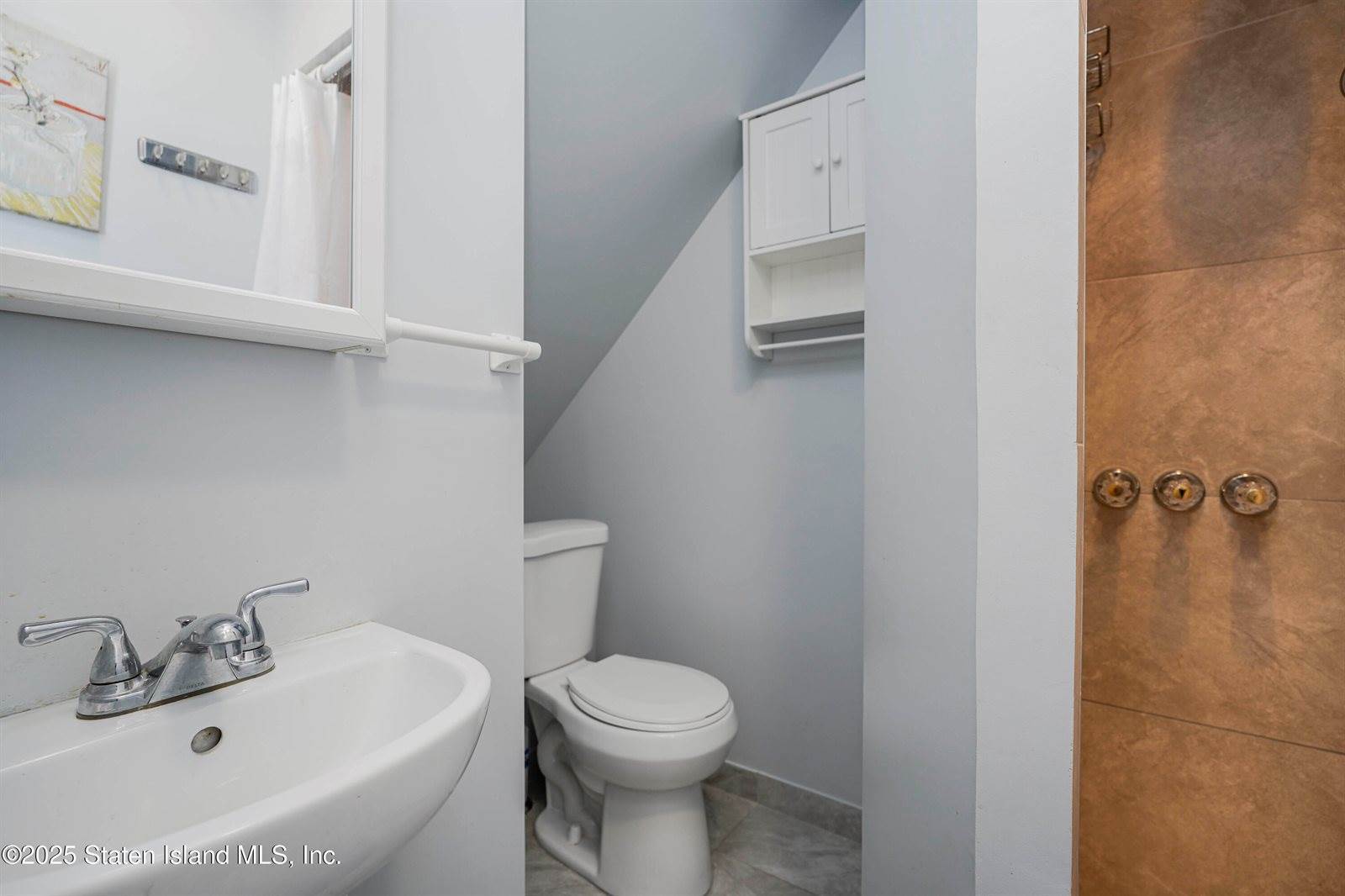 35 Vogel Loop, Staten Island, NY 10314