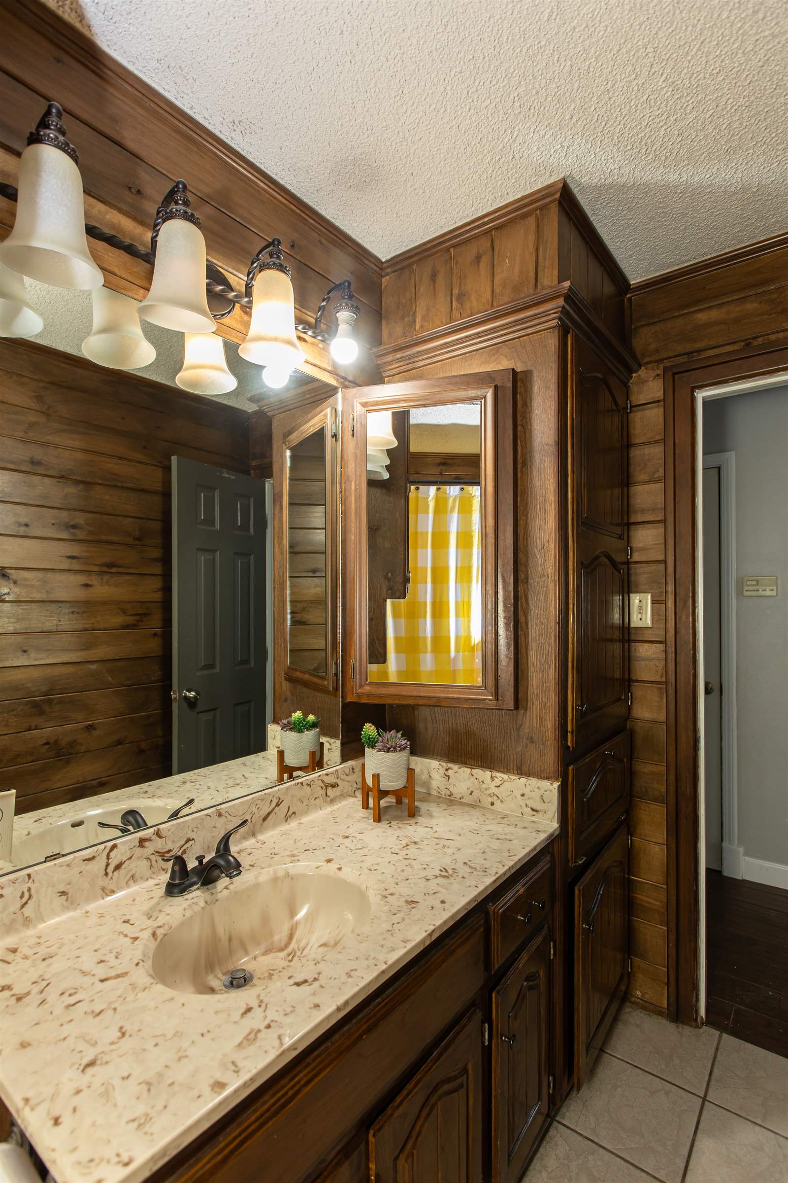 201 North Wilson, Ulysses, KS 67880