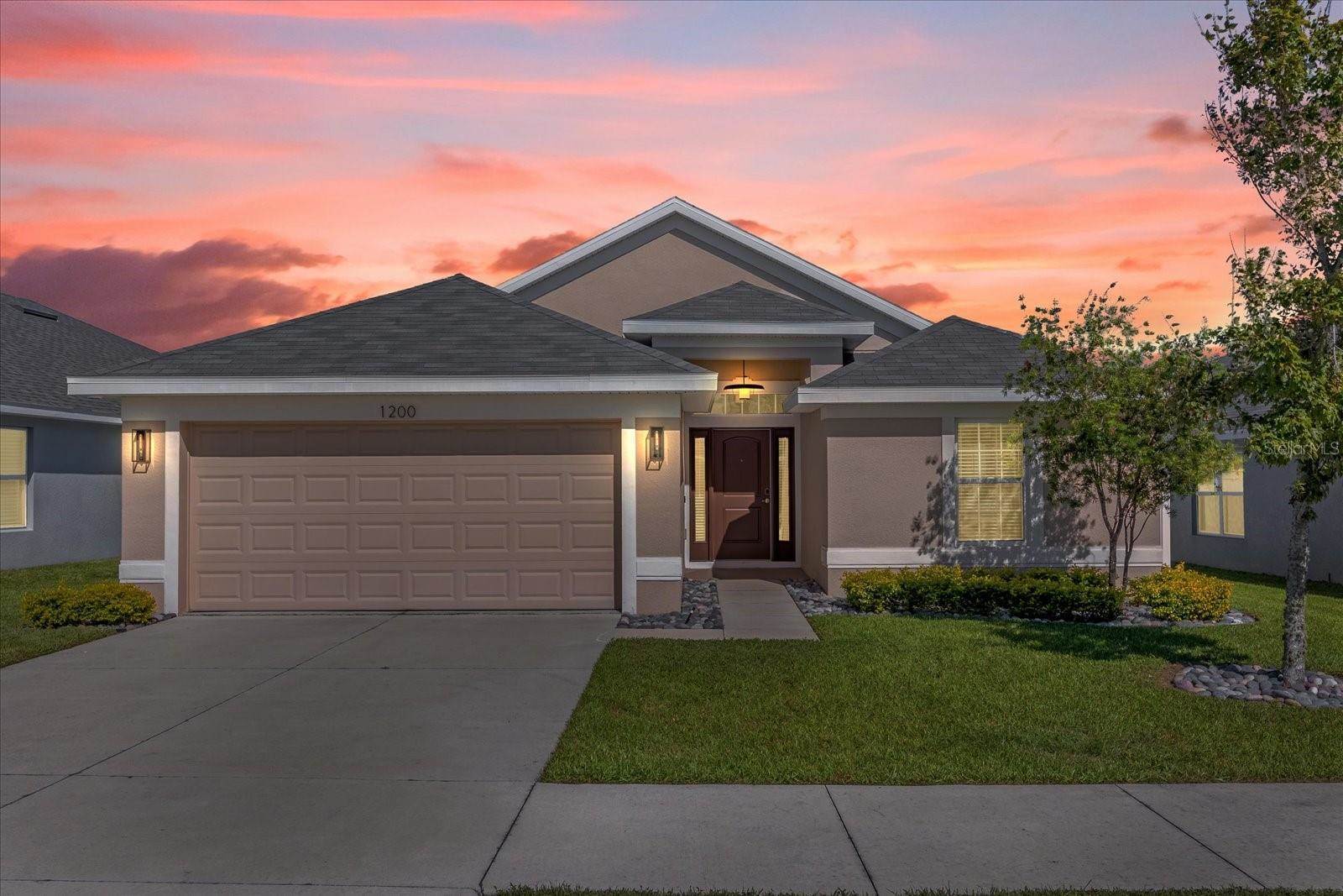 1200 Kellogg Drive, Tavares, FL 32778
