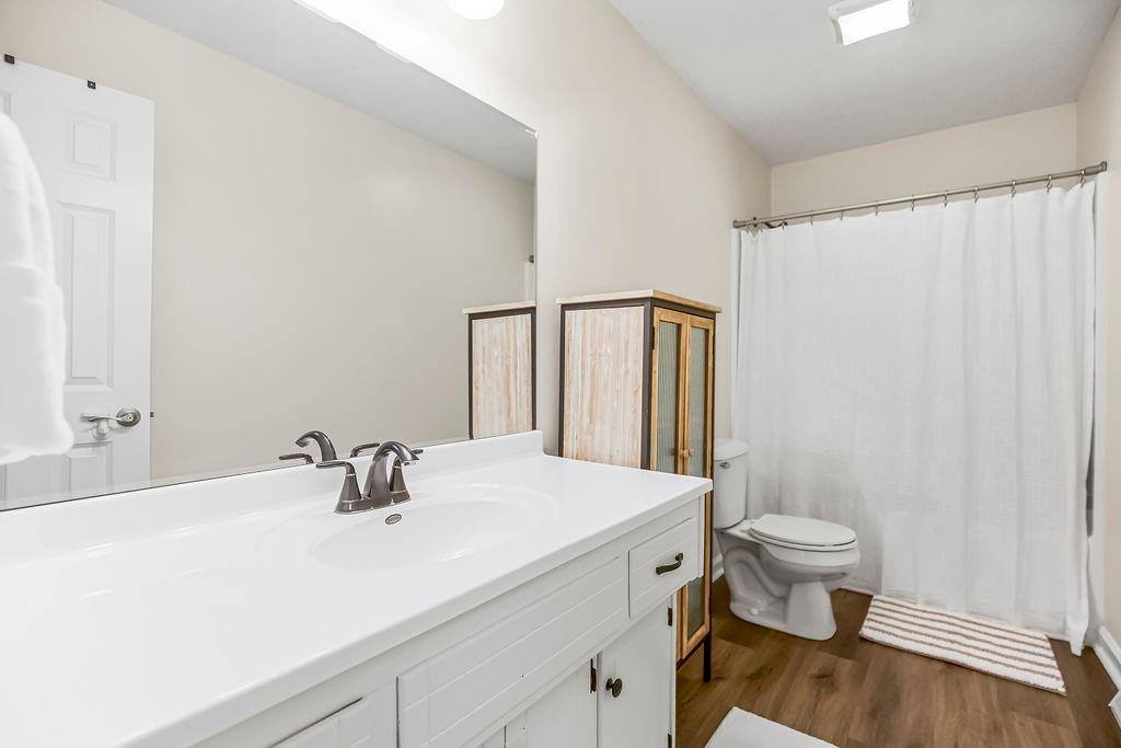 13014 West 102ND Street, Lenexa, KS 66215