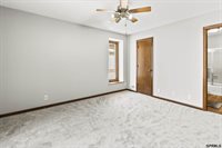 4510 Dryden Place, Lincoln, NE 68516