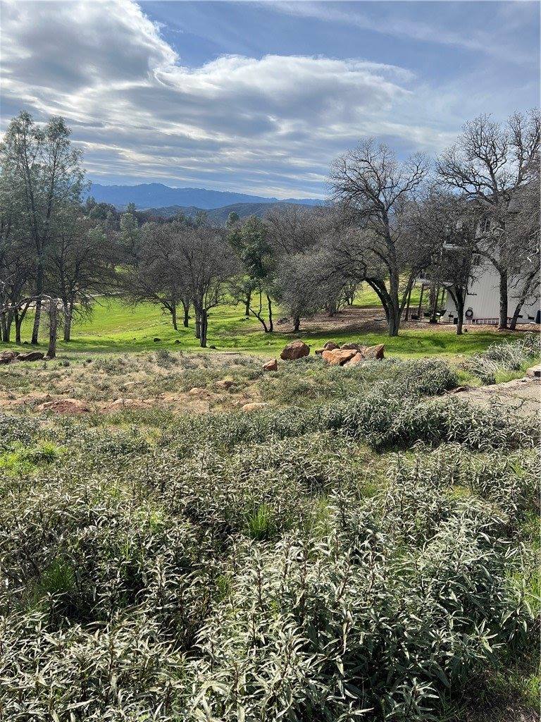 20073 Powder Horn Road, Hidden Valley Lake, CA 95467