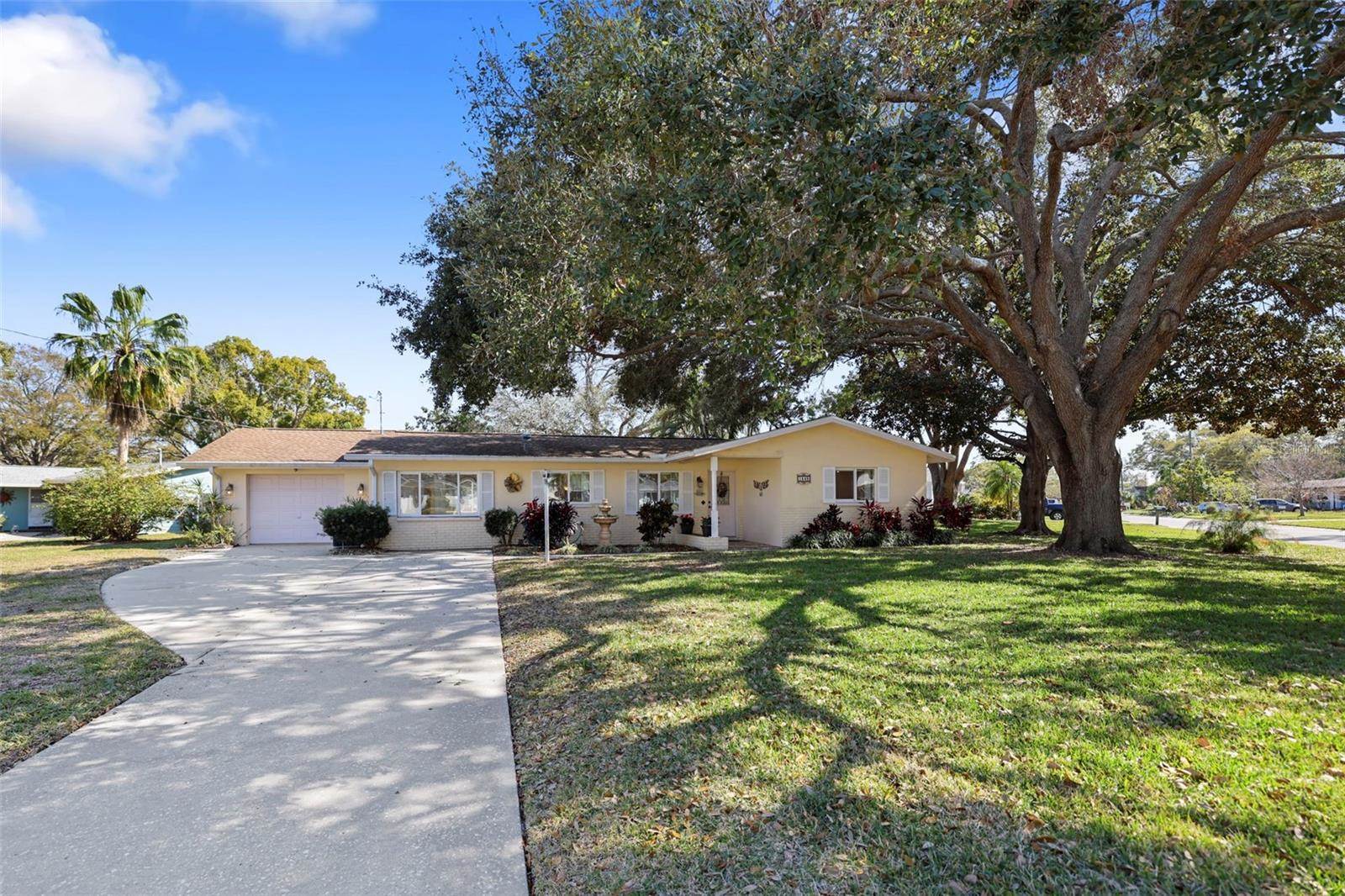 1549 San Christopher Drive, Dunedin, FL 34698