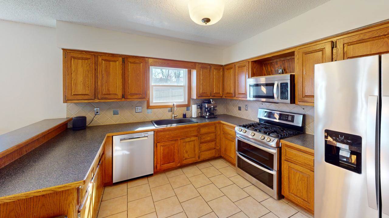 4821 Perry Lane, Merriam, KS 66203