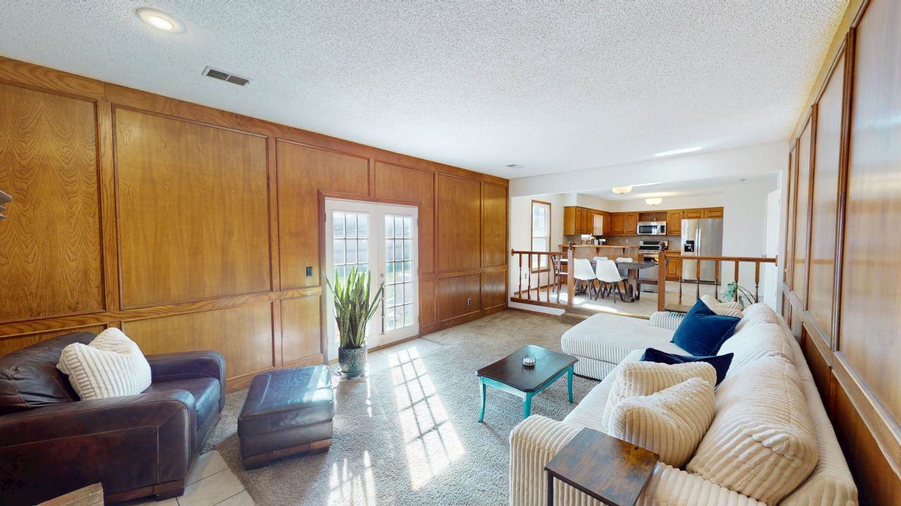 4821 Perry Lane, Merriam, KS 66203