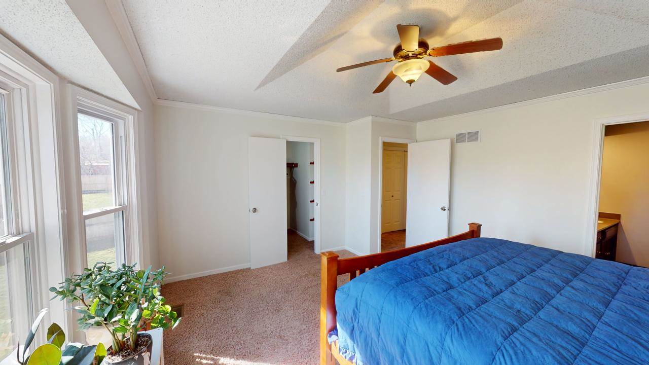 4821 Perry Lane, Merriam, KS 66203