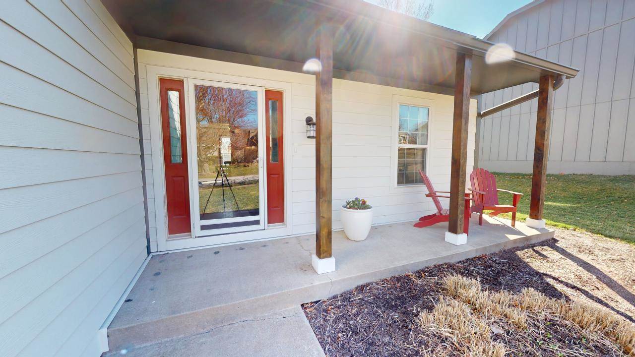 4821 Perry Lane, Merriam, KS 66203