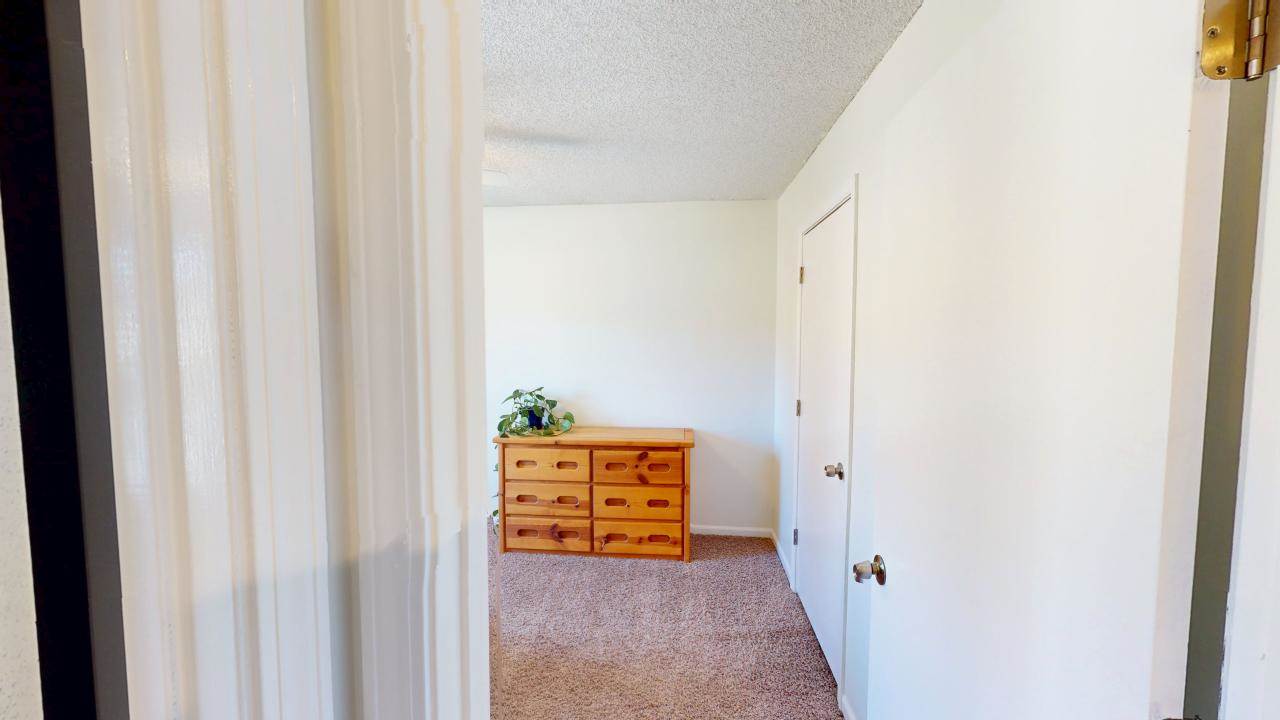 4821 Perry Lane, Merriam, KS 66203