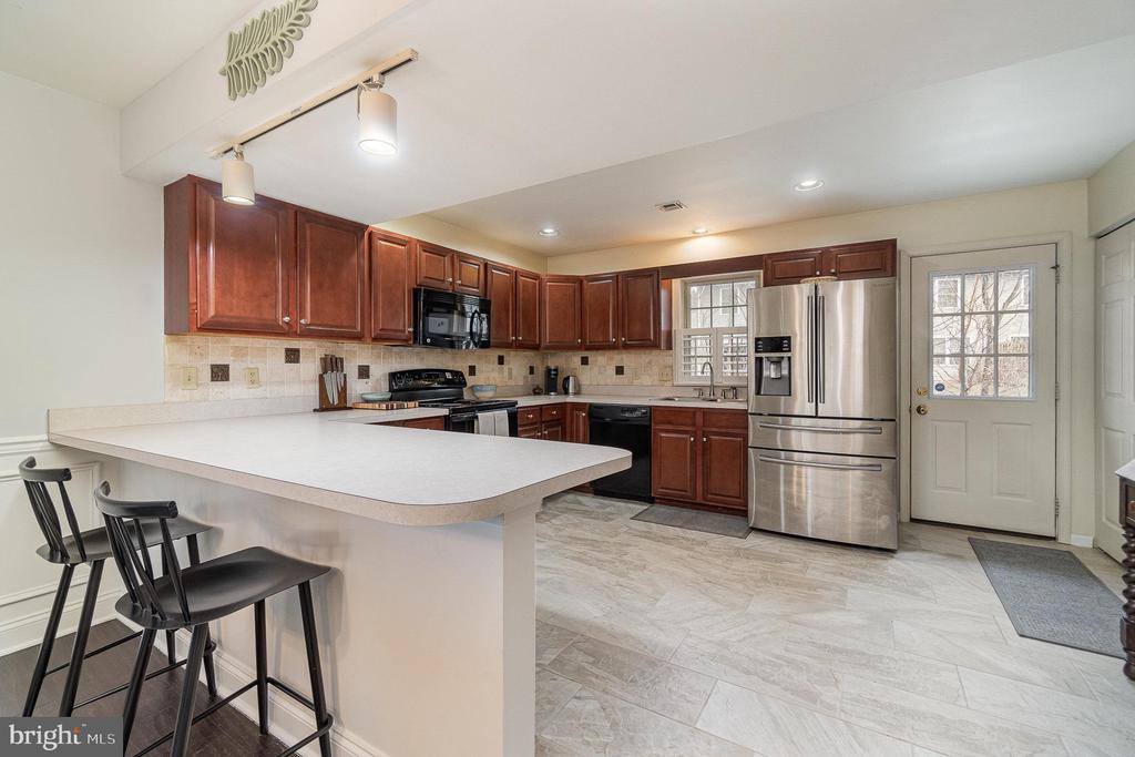 311 Melbourne Lane, Mechanicsburg, PA 17055